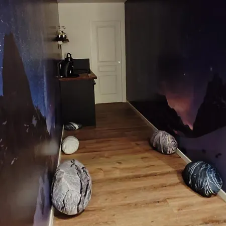 Nuit Dans Les Etoiles - Balneo & Sauna Prive Apartment