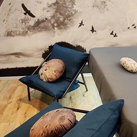 Apartment Nuit Dans Les Etoiles - Balneo & Sauna Prive Troyes