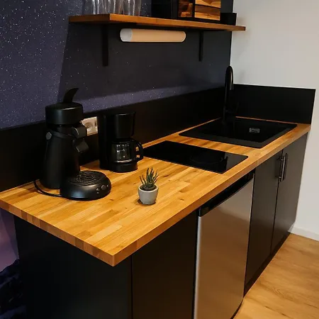Nuit Dans Les Etoiles - Balneo & Sauna Prive Apartment *