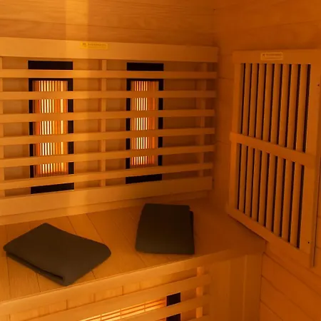 Nuit Dans Les Etoiles - Balneo & Sauna Prive Apartment Troyes